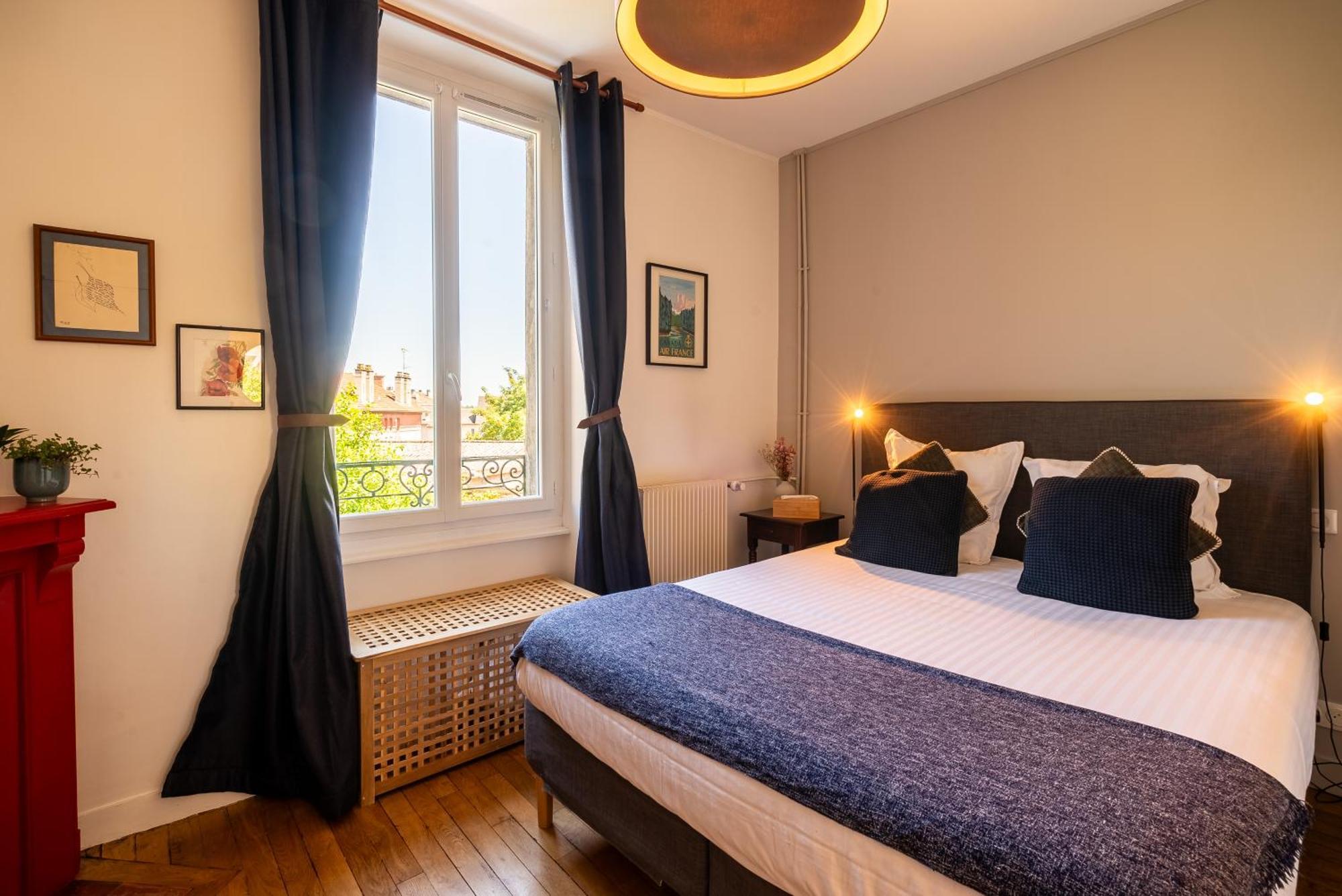 Dupain & Dubeurre Appart'Hotel - Parking En Supp Λιμόζ Εξωτερικό φωτογραφία